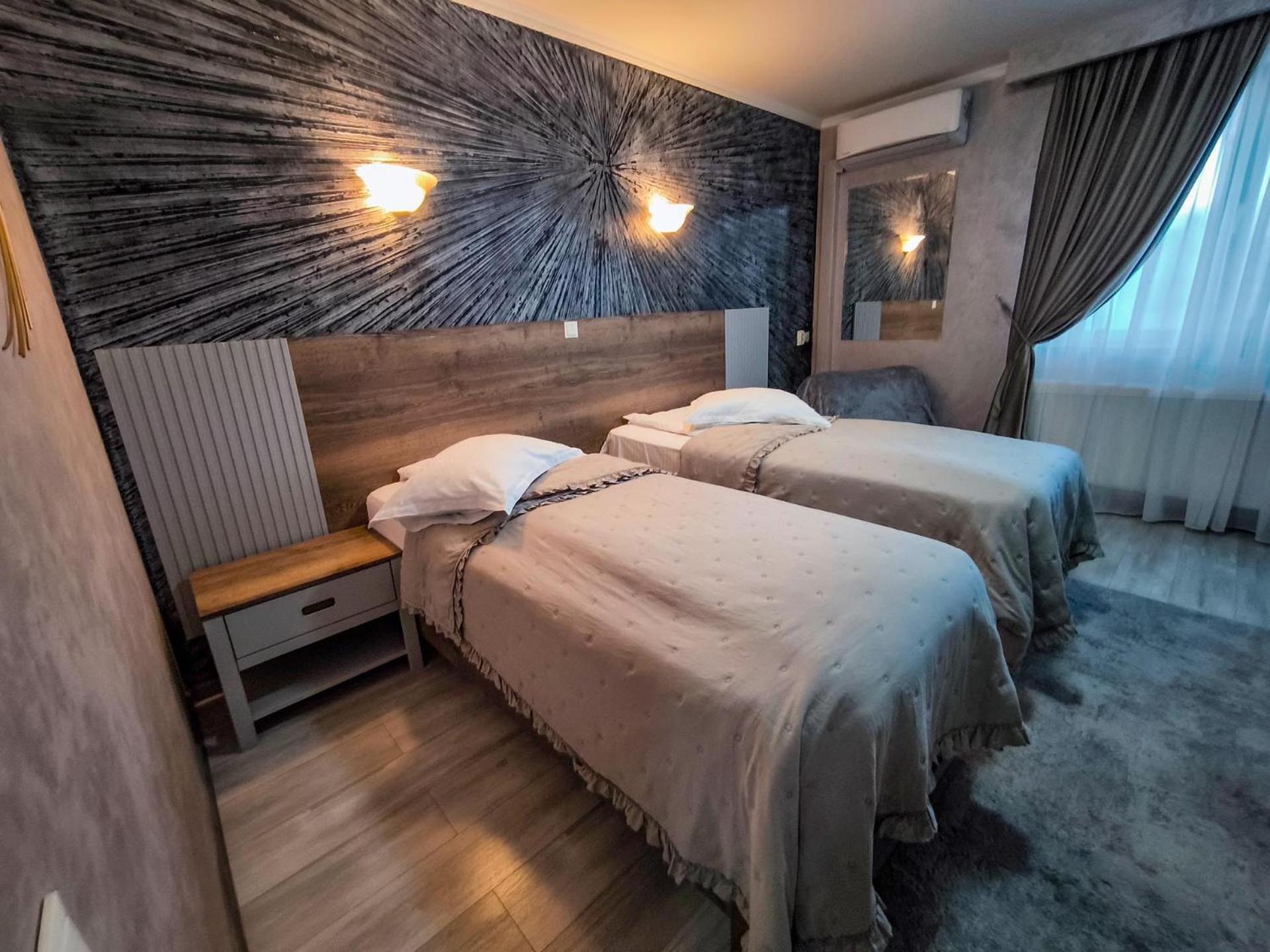 Hotel Dorobanti 雅西 外观 照片